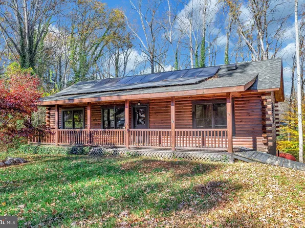 17 Glade Dr, Stafford, VA 22556