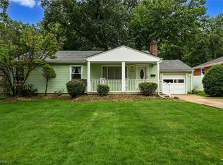 849 Bears Den Rd, Youngstown, OH 44511