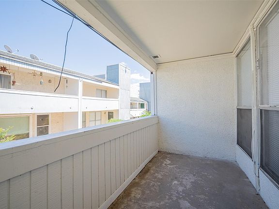 4th image of 781 Country Place Dr APT 2052