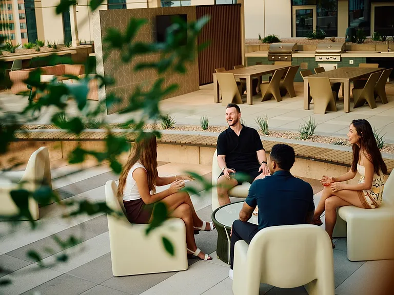 Sol Modern Phoenix Apartments Outdoor Gathering Space