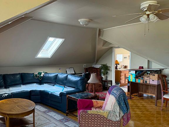 4th image of 59 Howard Ave
