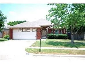 325 Angelina Dr Photo 1