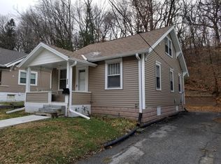 694 Franklin Ave, Council Bluffs, IA 51503