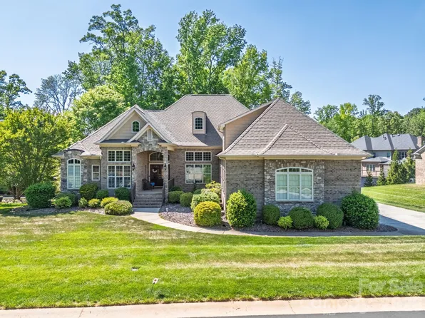 3138 Rappahannock Ct #16, Matthews, NC 28104