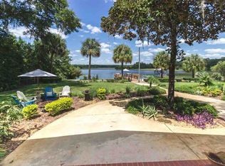 118 E Cowpen Lake Point Rd, Hawthorne, FL 32640