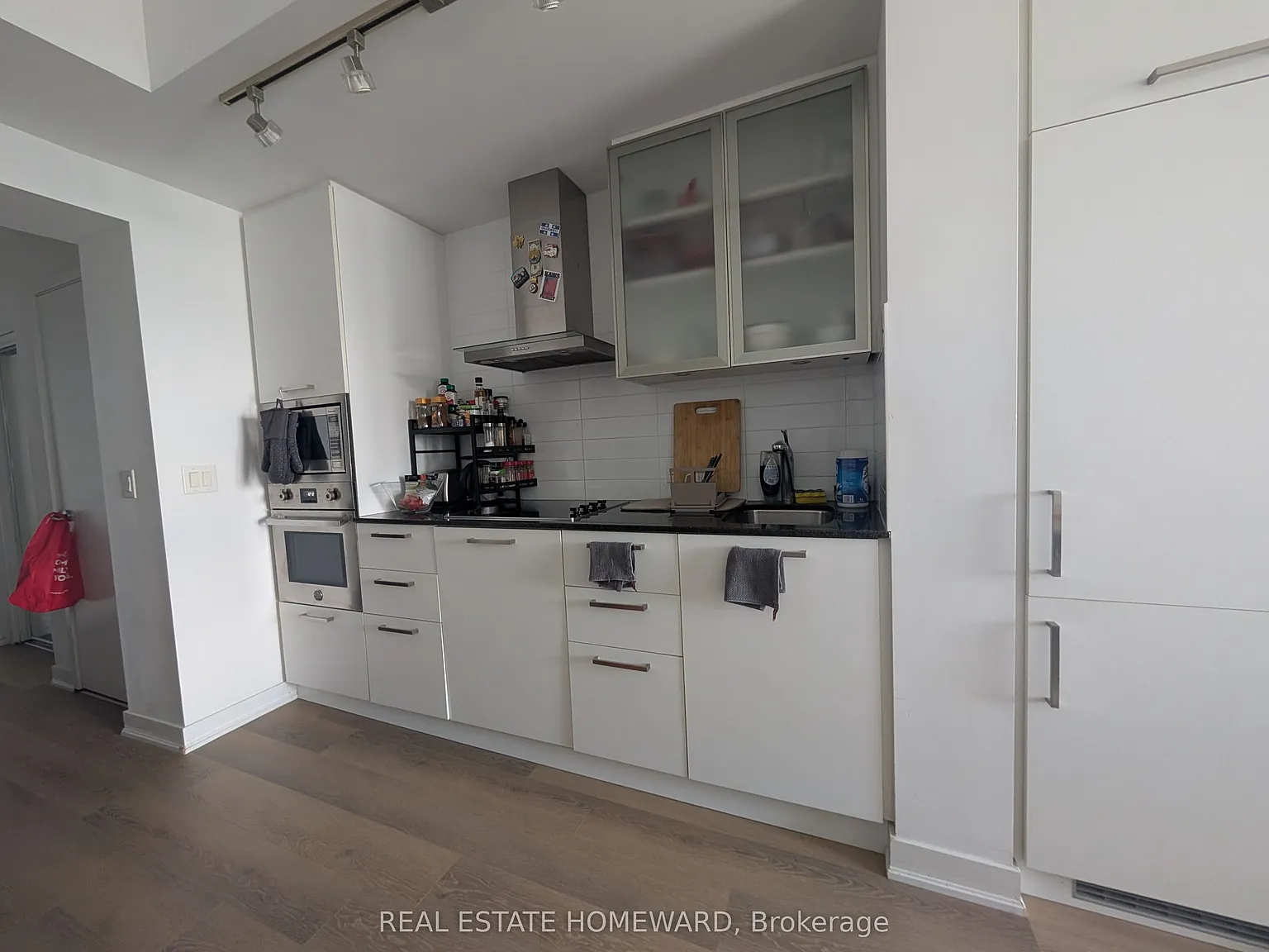 1 bed, $2,200 — Photo 4
