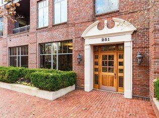 521 Daniel Burnham Sq #402, Columbus, OH 43215
