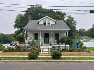 317 Locust St, Moorestown, NJ 08057