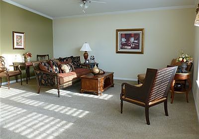 2nd image of 2618 Pier Dr