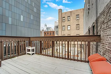 Rented by Bond New York