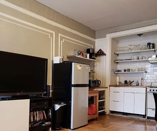 4th image of 446 Kingston Ave APT F28