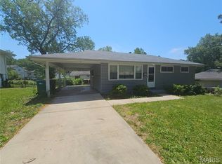 7748 Paddington Dr, Saint Louis, MO 63121
