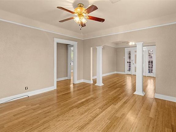 5th image of 3227 Derby Pl