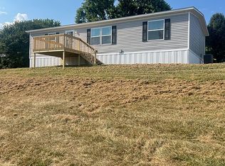915 Palmer Ct, Kodak, TN 37764
