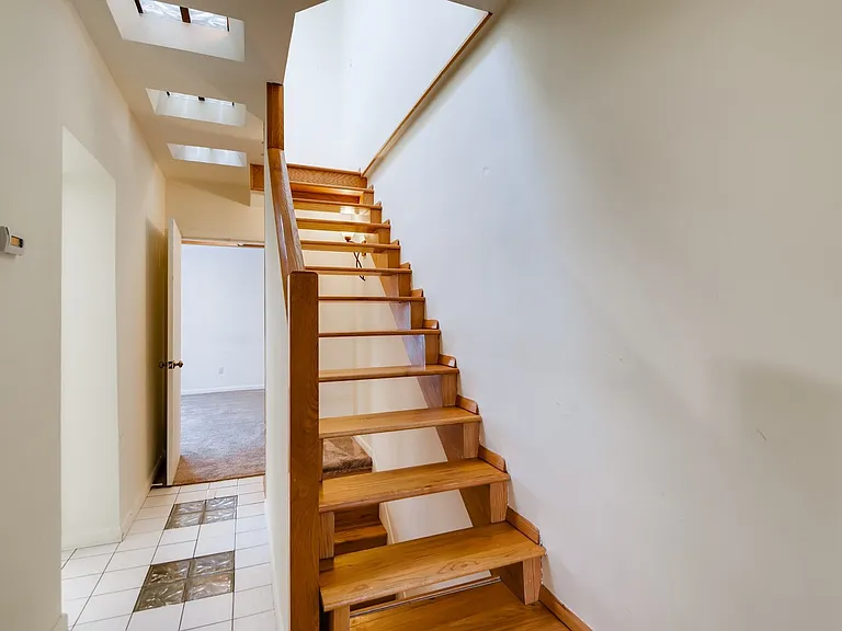 1127 S Hanover St — Photo 23