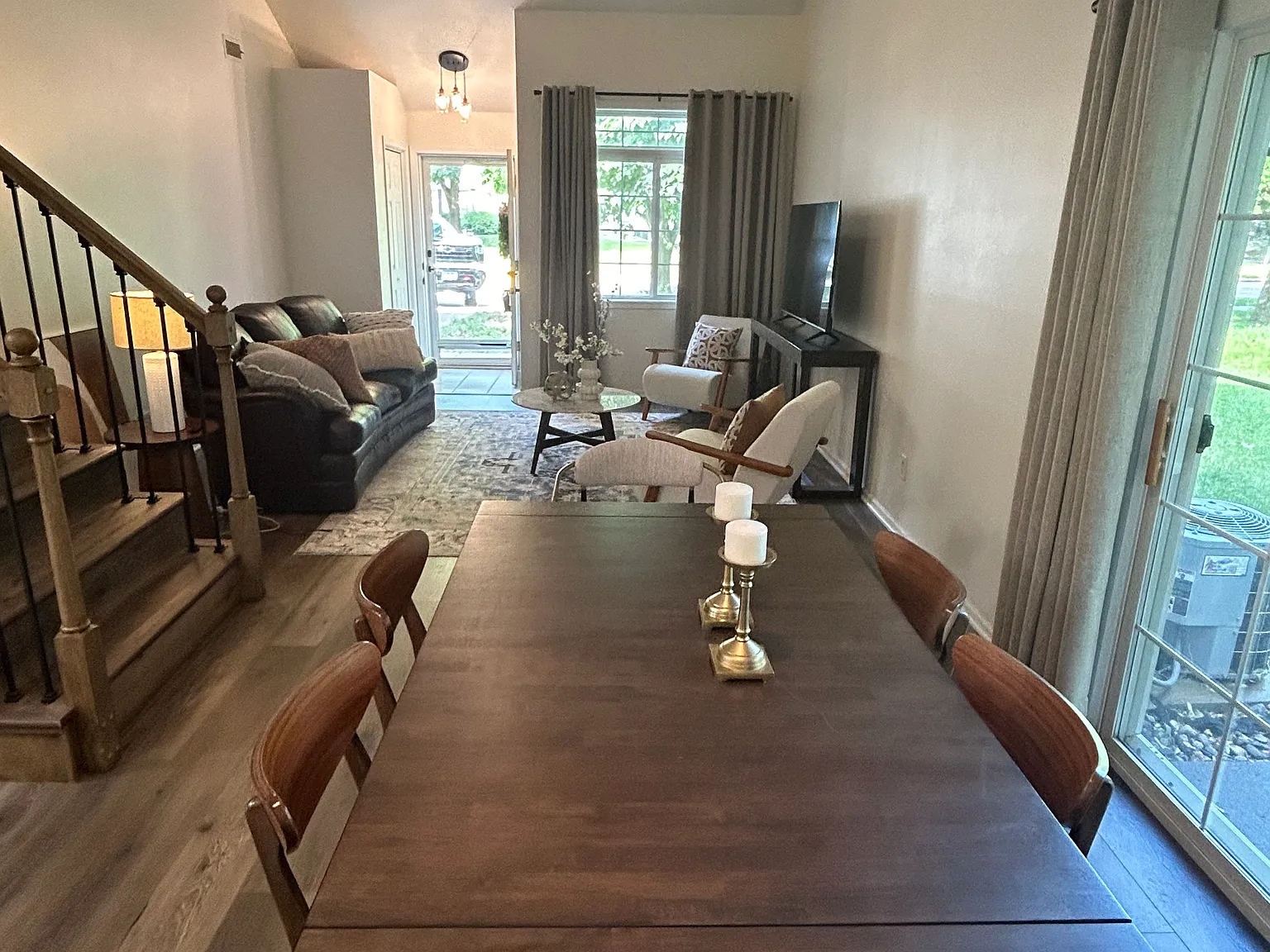 2 bed, 1300 sqft, $1,700 — Photo 3
