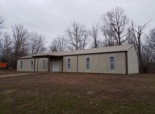 1436 Lick Ck Rd, Big Sandy, TN 38221