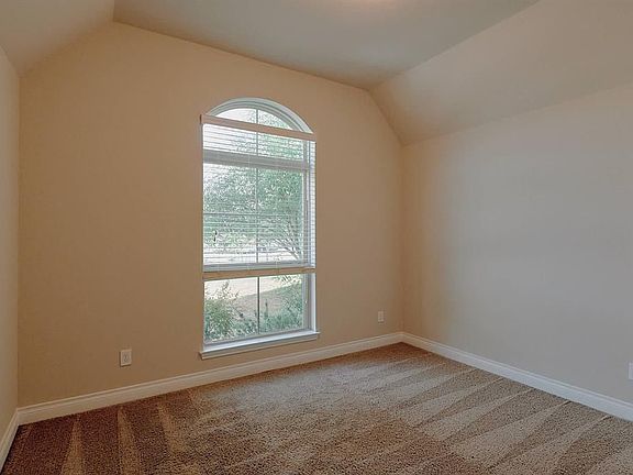 3rd image of 2910 River Flower Ln