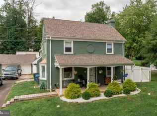 540 Baeder Rd, Jenkintown, PA 19046