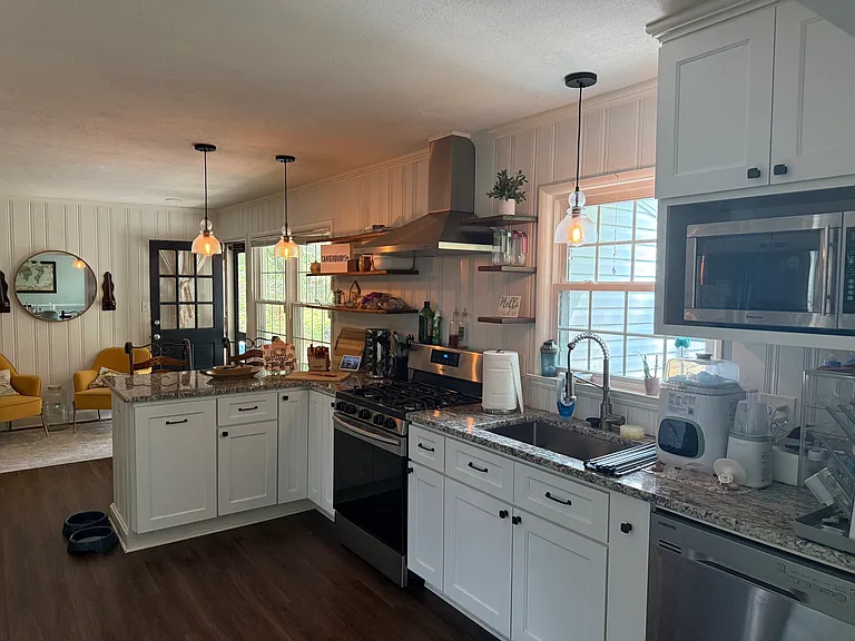 2615 Huntington Rd — Photo 9