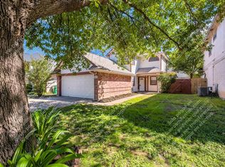 1007 Thackeray Ln, Pflugerville, TX 78660