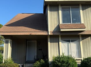 100 Stoneridge Dr, Warner Robins, GA 31088