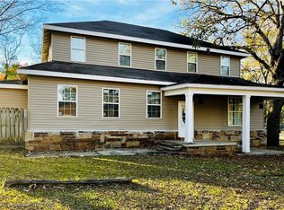 227 N 39th St, Fort Smith, AR 72903