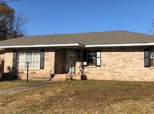 303 E 6th Ave, Linden, AL 36748