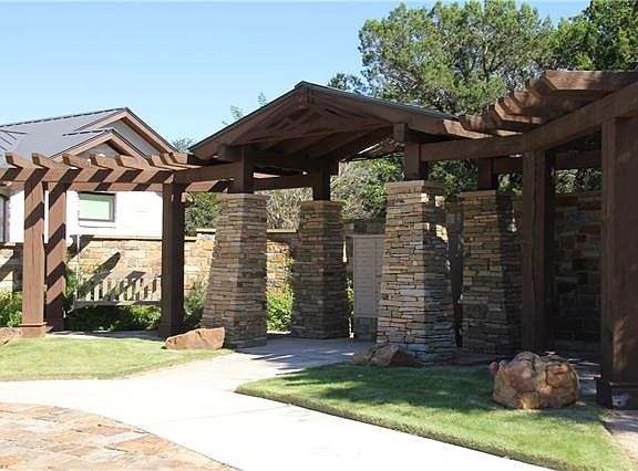 2nd image of 8408 Carranzo Dr