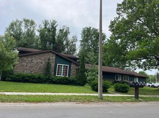 1410 Shiloh Dr, Springfield, IL 62704