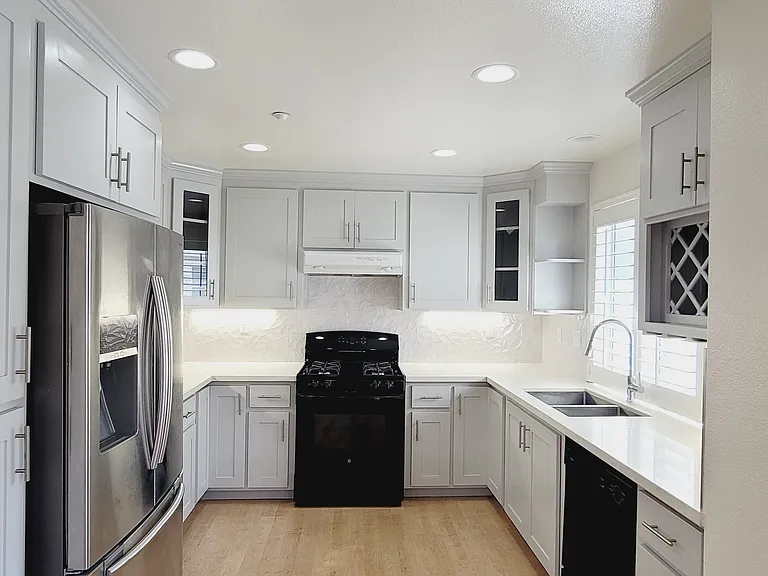 1102 Brooks Range Lndg — Photo 18