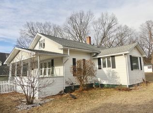 16 Factory Pl, Chicopee, MA 01013