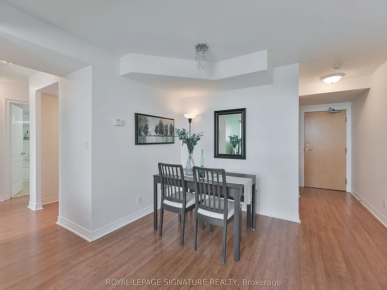 212 Eglinton Ave E #1907 — Photo 7