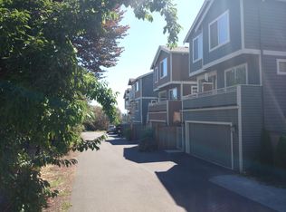 3416 33rd Ave SW, Seattle, WA 98126