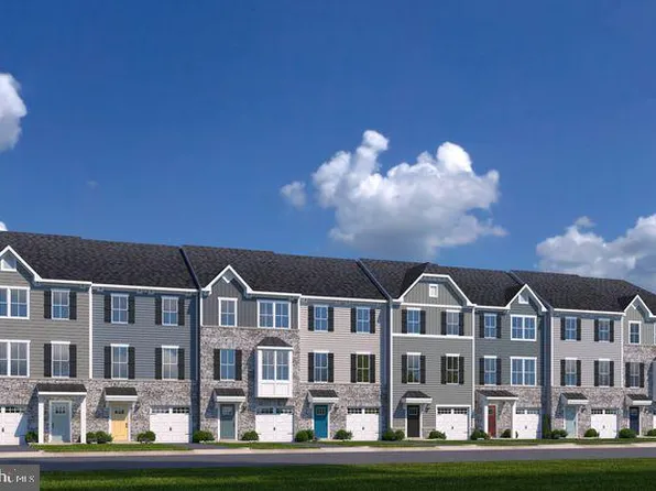 4513 Briarhaven Dr, Fredericksburg, VA 22408