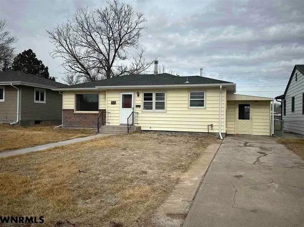 1980 N St, Gering, NE 69341