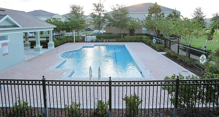 3911 Pemberly Pines Cir — Photo 16