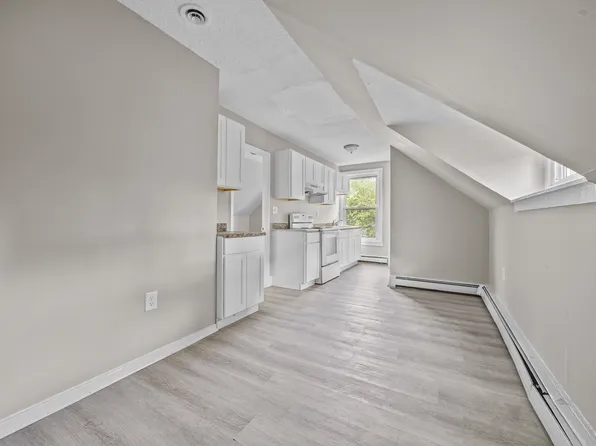 133 Davenport Ave APT 3B, New Haven, CT 06519
