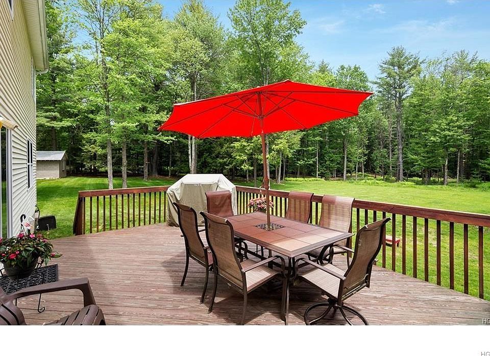 2nd image of 307 Katrina Falls Rd