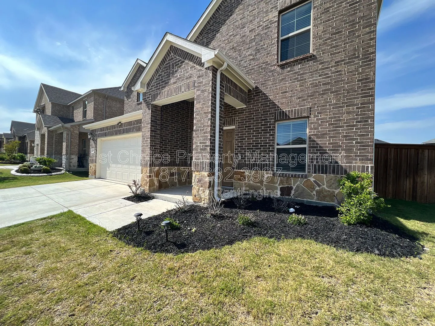 4 bed, 3.5 bath, 2169 sqft, $2,495 — Photo 3