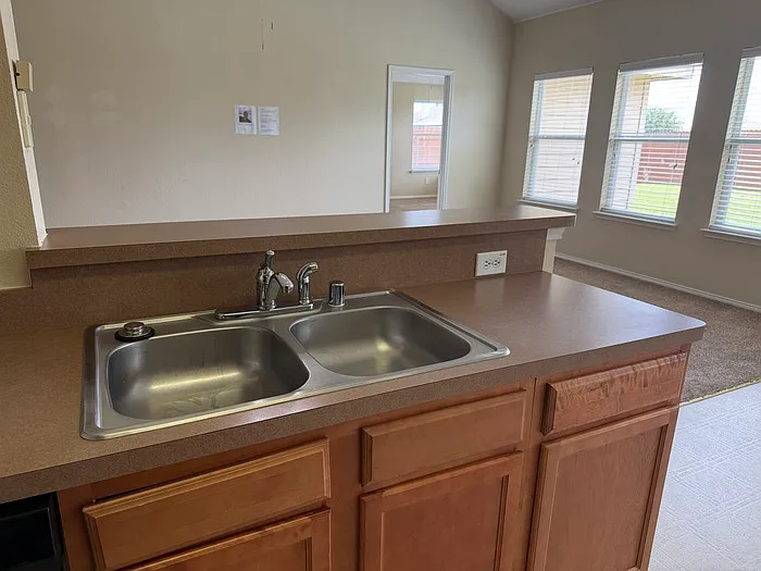 301 Meadow Lark Ln — Photo 28