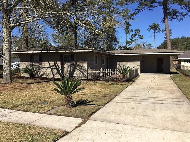 1st image of 382 Cumberland Dr
