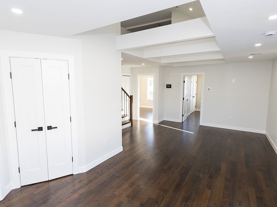 Living room other view to bedrooms