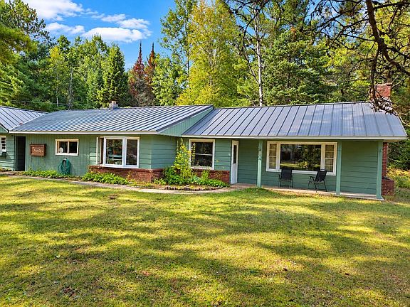 3rd image of 4502 Evergreen Rd