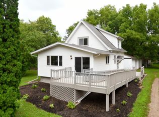 706 7th Ave NW, Waseca, MN 56093