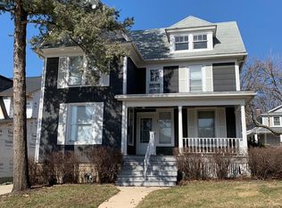 23 W Franklin Ave, Naperville, IL 60540