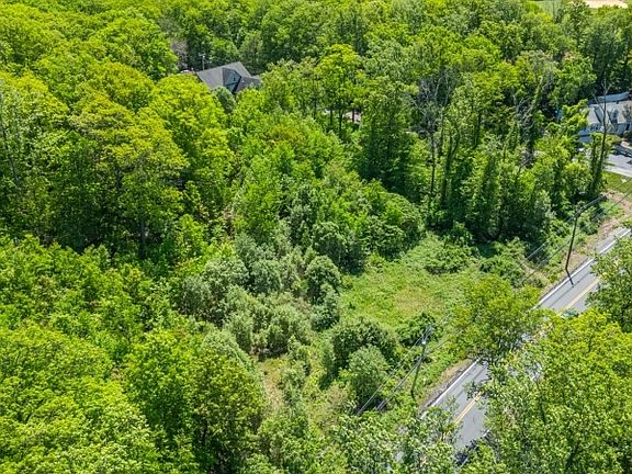 4th image of 176 Espanong Rd