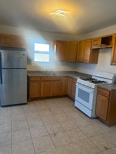 309 S 19th St #2 Photo 1