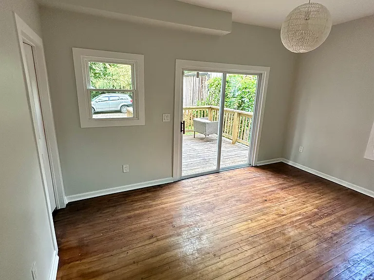 1619 Starkweather Ave #2 — Photo 5