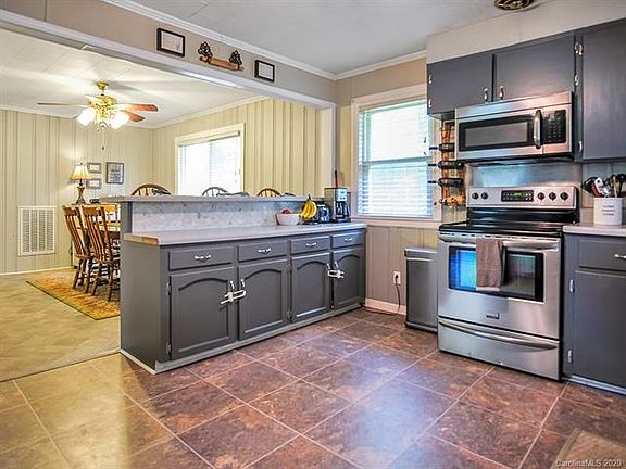 5th image of 132 Ethel Dr